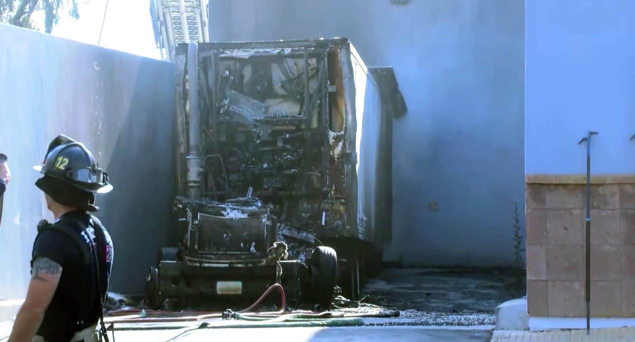 Fresno grocery store evacuated after semi-truck catches fire