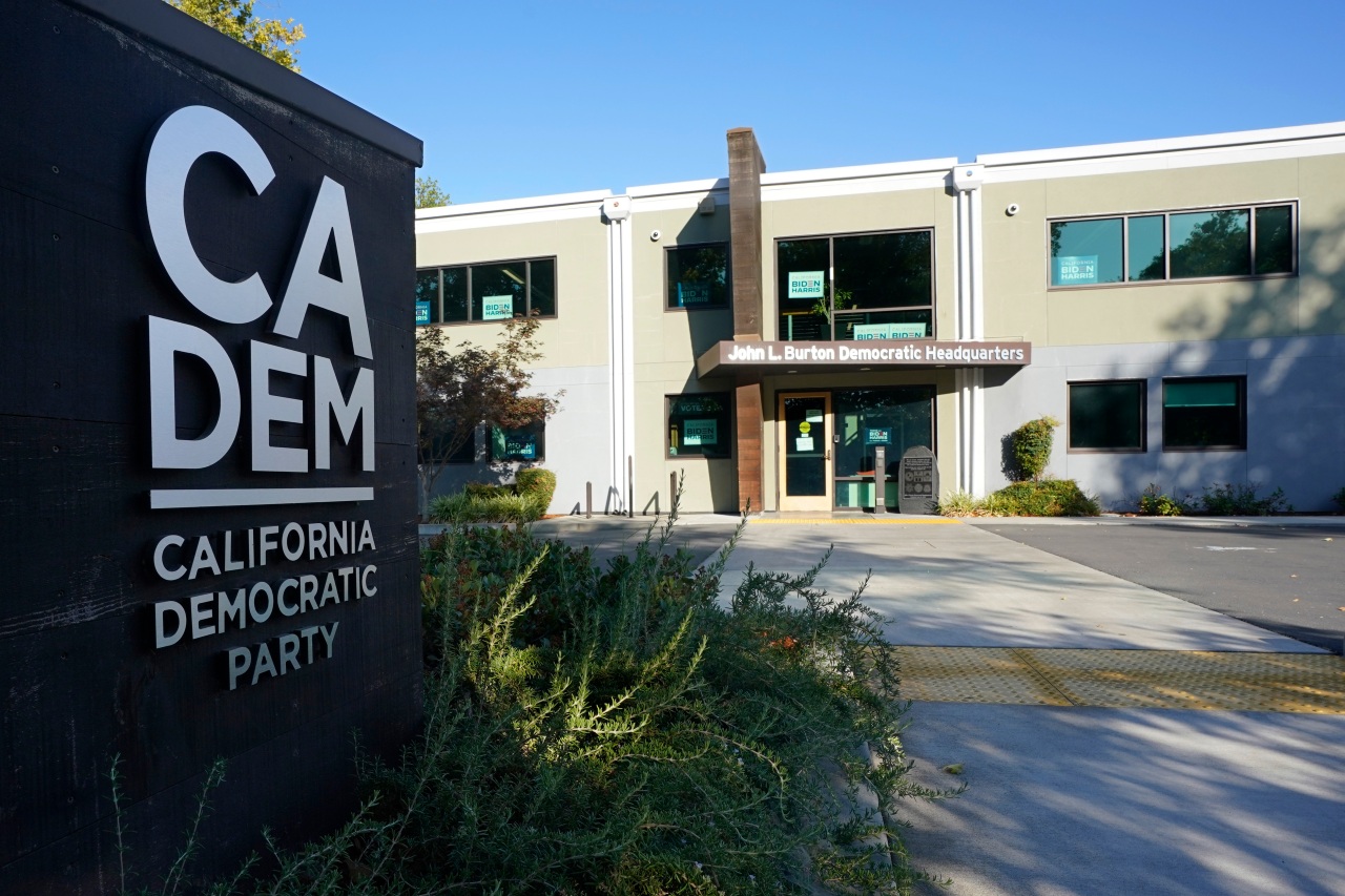 Man pleads guilty in plot to blow up Democratic HQ in Sacramento