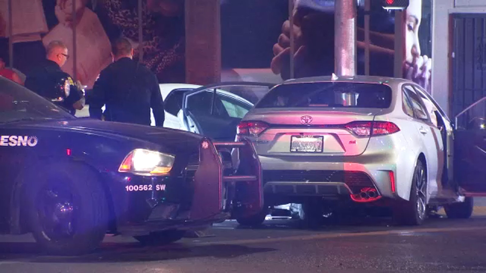 Driver hospitalized after 2-car crash in central Fresno