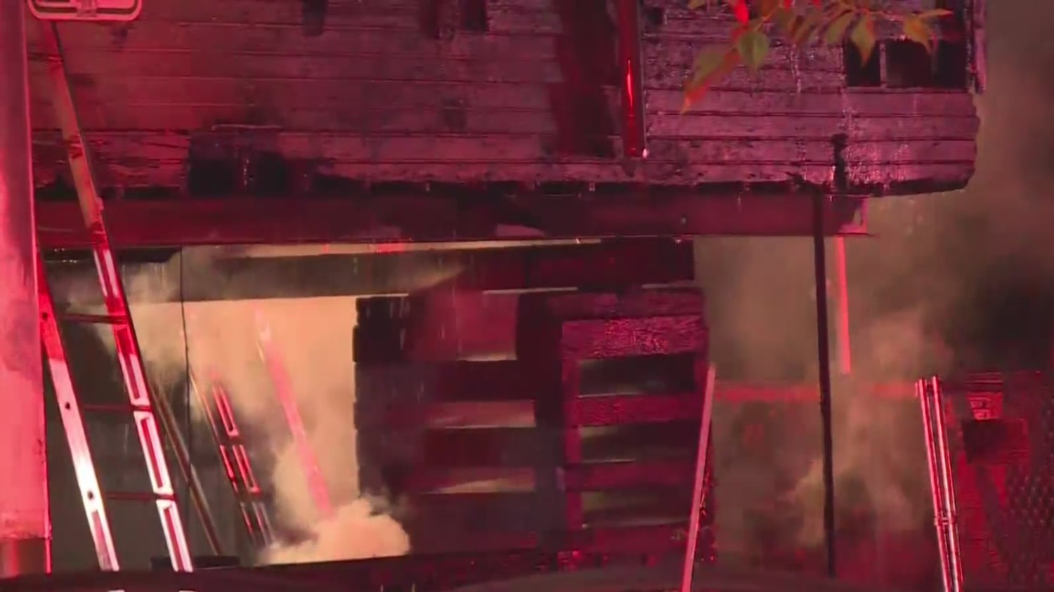 Fire At Elevated Home In Sacramento Gives Firefighters Trouble – CBS Sacramento