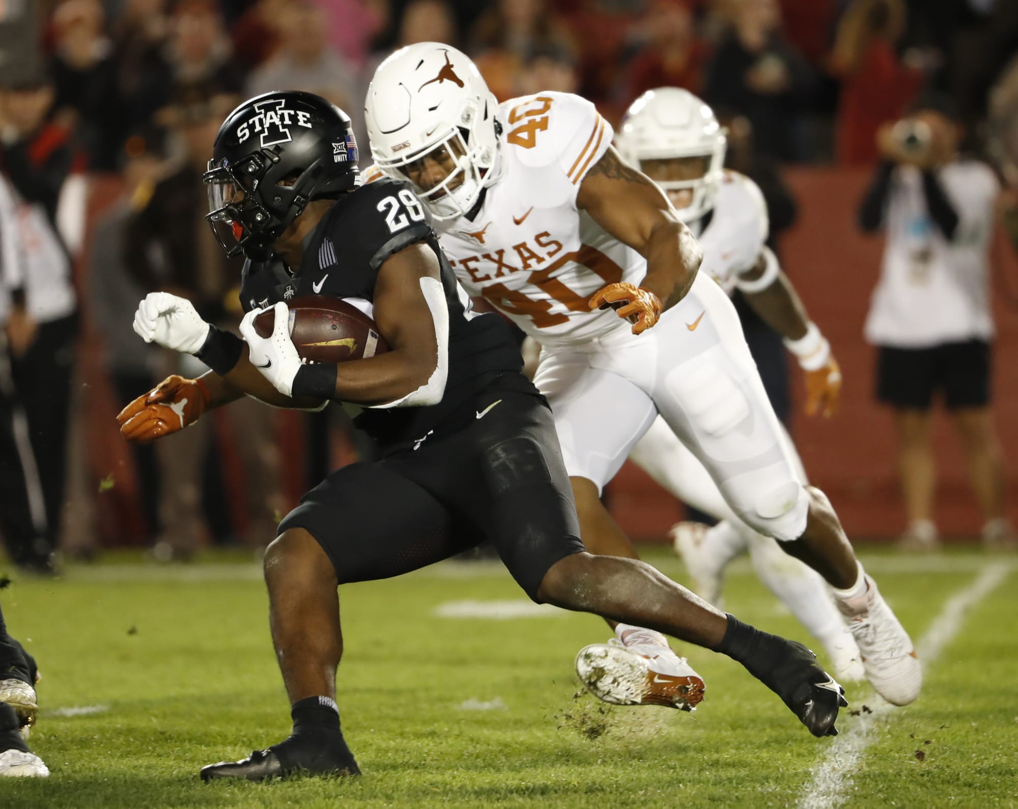 Former Texas football LB Ayodele Adeoye transfers to Sacramento State