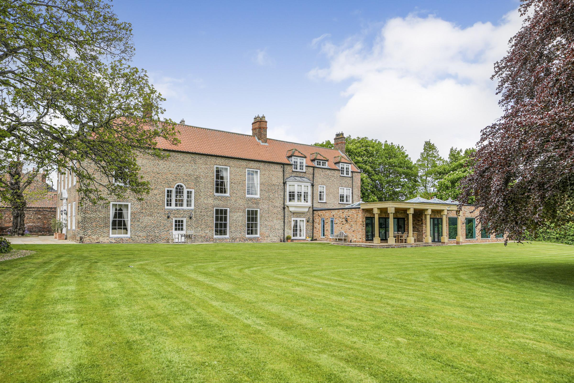 Admirals House, Norton: Remarkable naval career of former owner