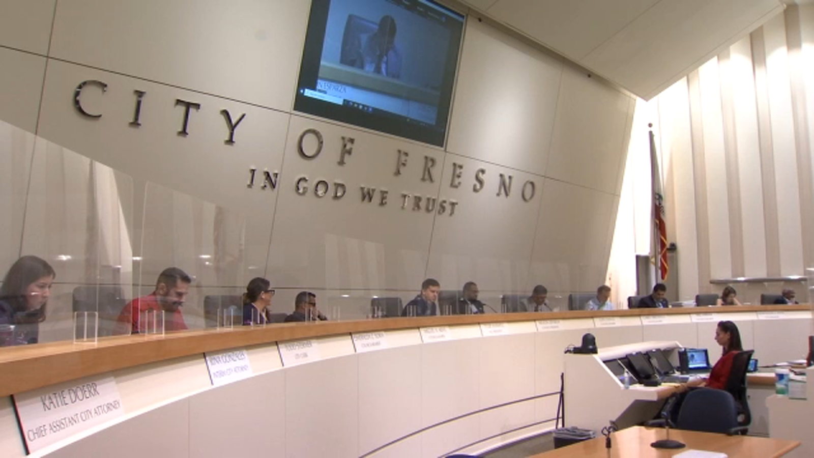 Fresno council members vote to increase their salaries