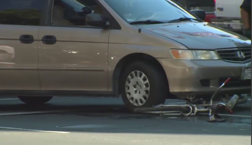 Bicyclist Hit By Vehicle In Downtown Sacramento – CBS Sacramento