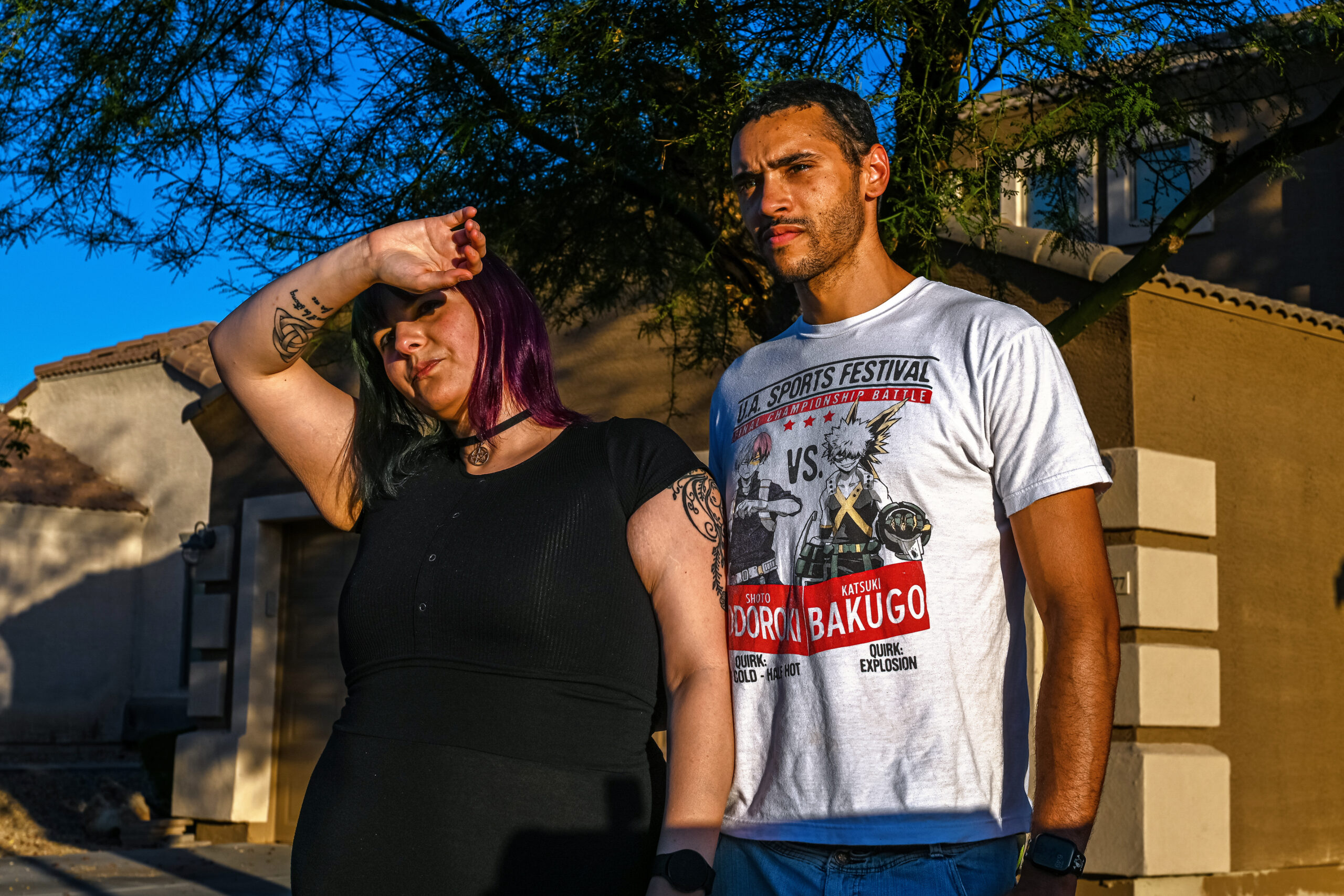 A photo shows Samantha and Ariane Buck standing outside.