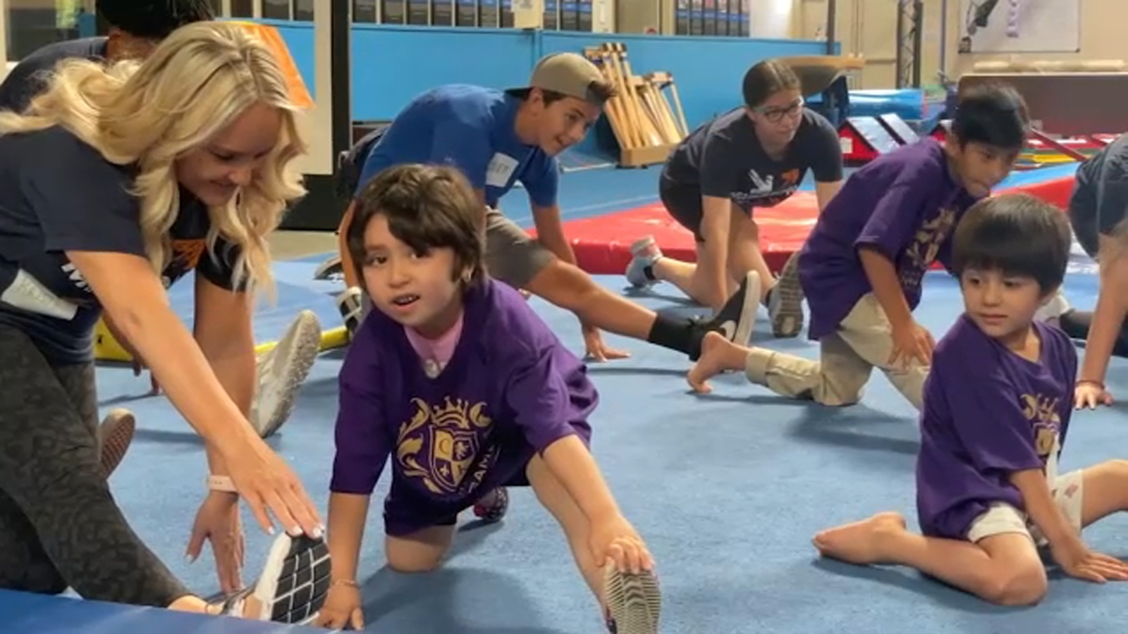 Fresno non-profit hosts free classes for Afghan refugee kids