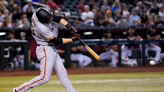 Giants erase early deficit, rally to beat Diamondbacks 7-5
