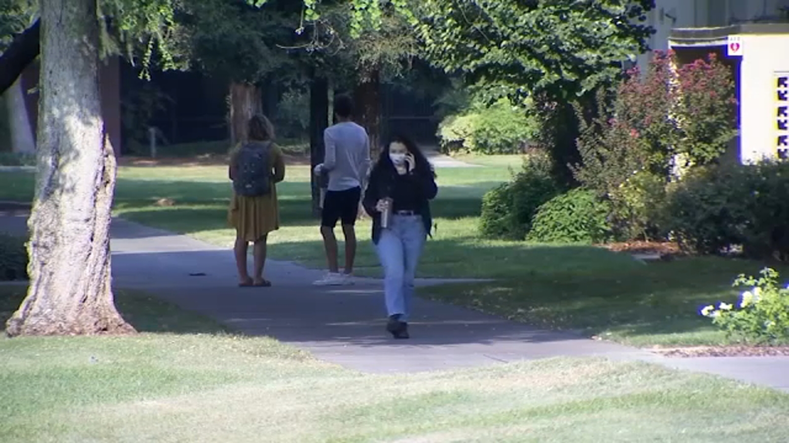 Valley colleges working to curb drop in enrollment numbers
