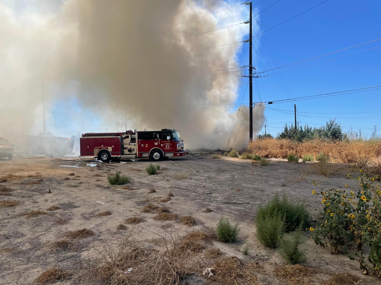 Railroad bridge catches on fire in Stockton