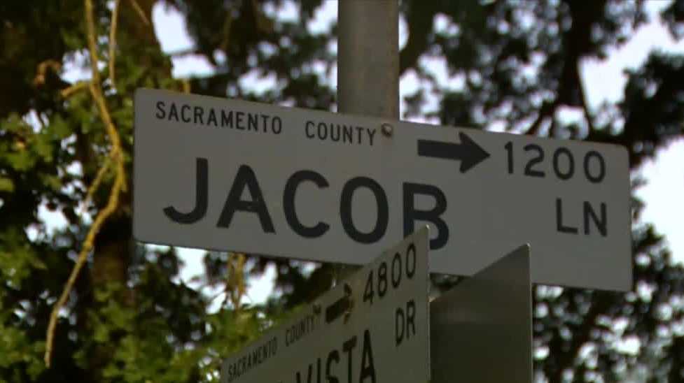 Sacramento Co. teen attacked and robbed near Jesuit High School
