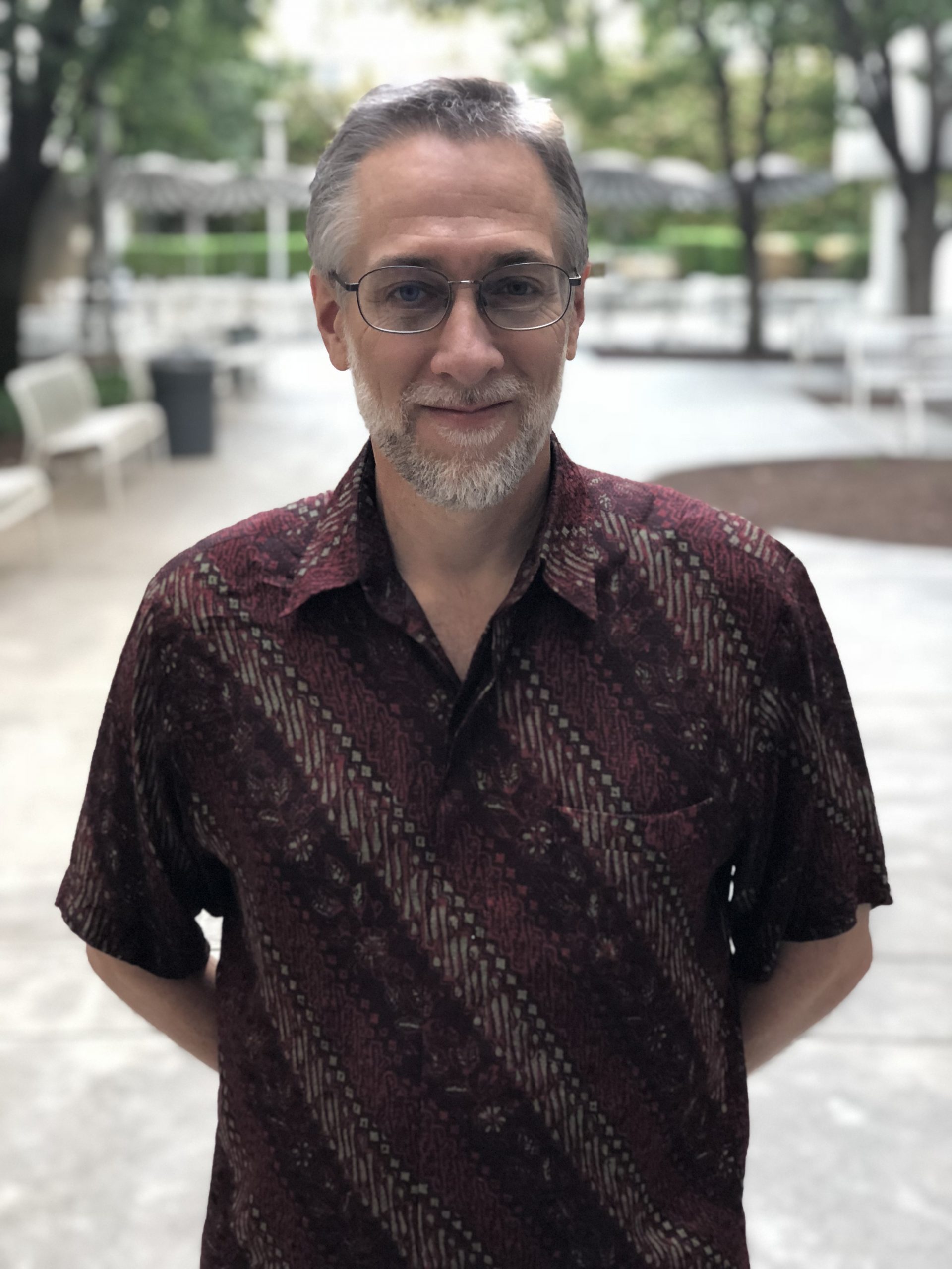 Students and alumni remember late English professor￼