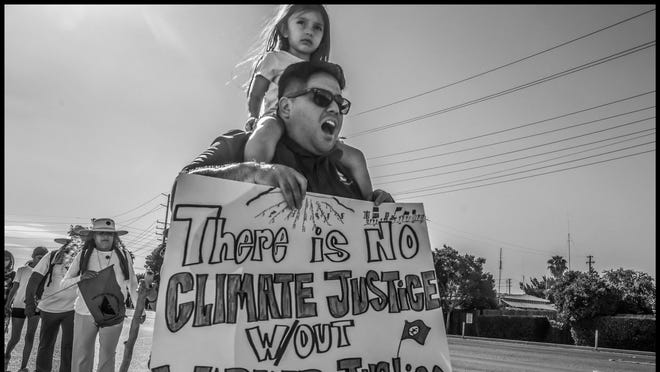 UFW farmworkers march to come to Stockton on way to Sacramento