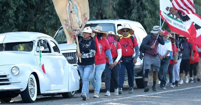 Farm workers stop in area on march to Sacramento |  News