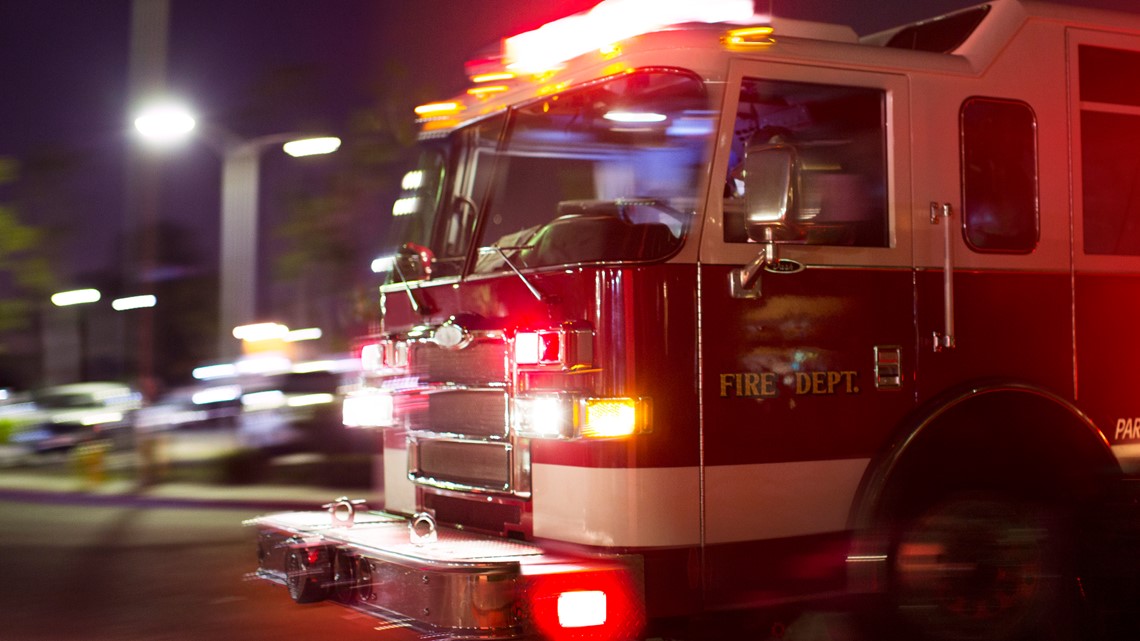 2 homes damaged in Sacramento fire, no injuries