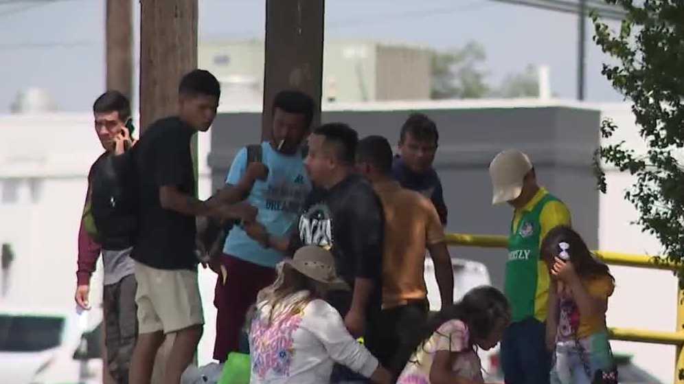 Migrants arrive in Sacramento from Texas but don't know who paid for plane tickets