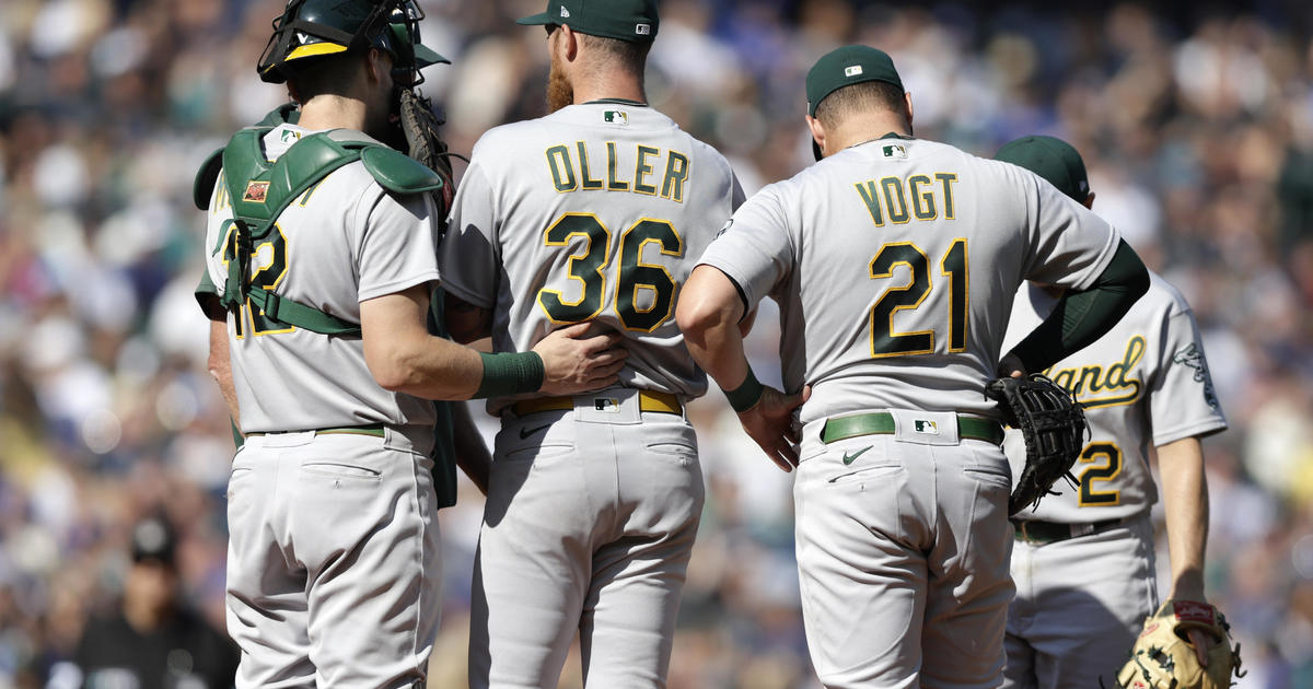 Castillo strikes out 8, surging Mariners drop A's 5-1