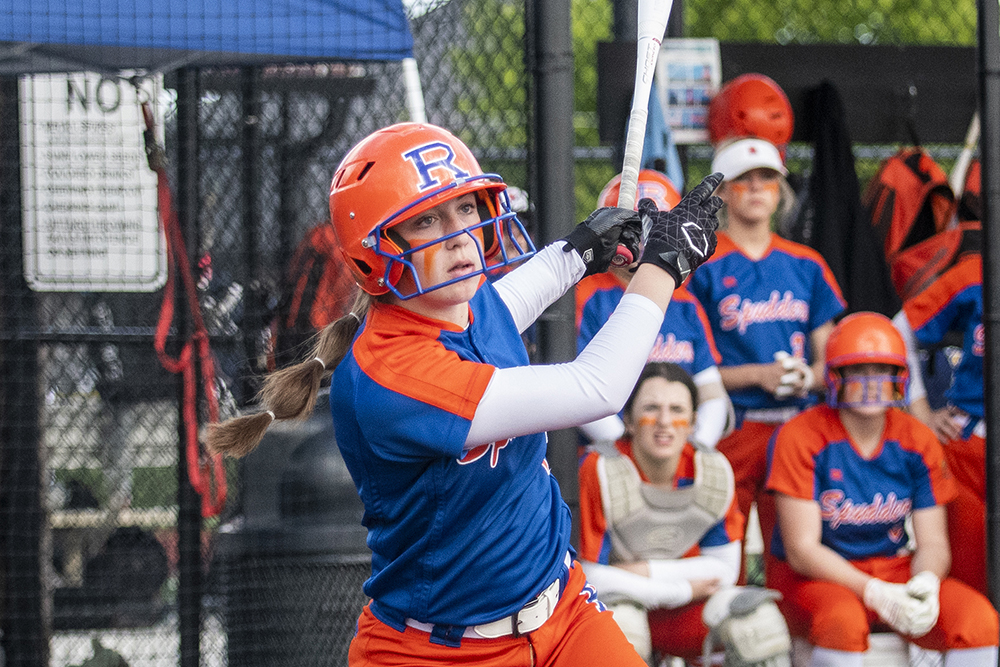 Ridgefield's Mallory Vancleave commits to play softball at Fresno State