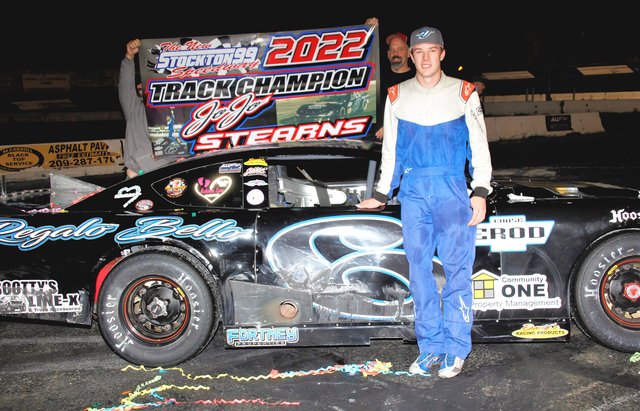 Stearns, 17, becomes 99 Speedway's youngest champion