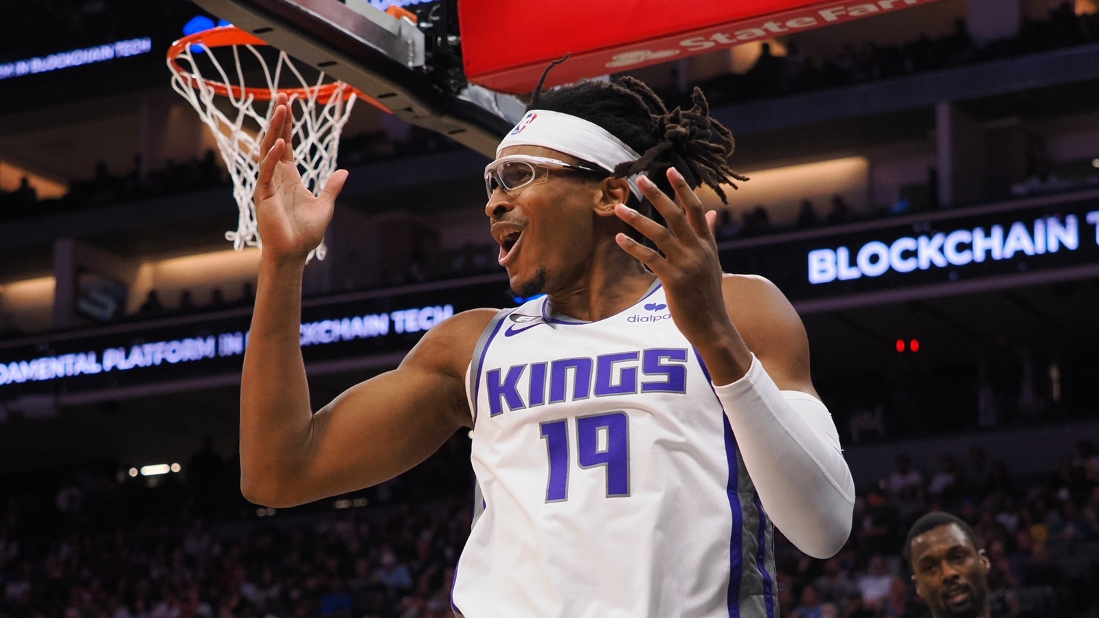 Sacramento Kings assign Chima Moneke to Stockton Kings