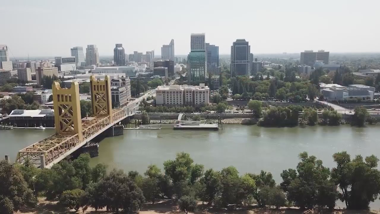 How many feet above sea level is Sacramento