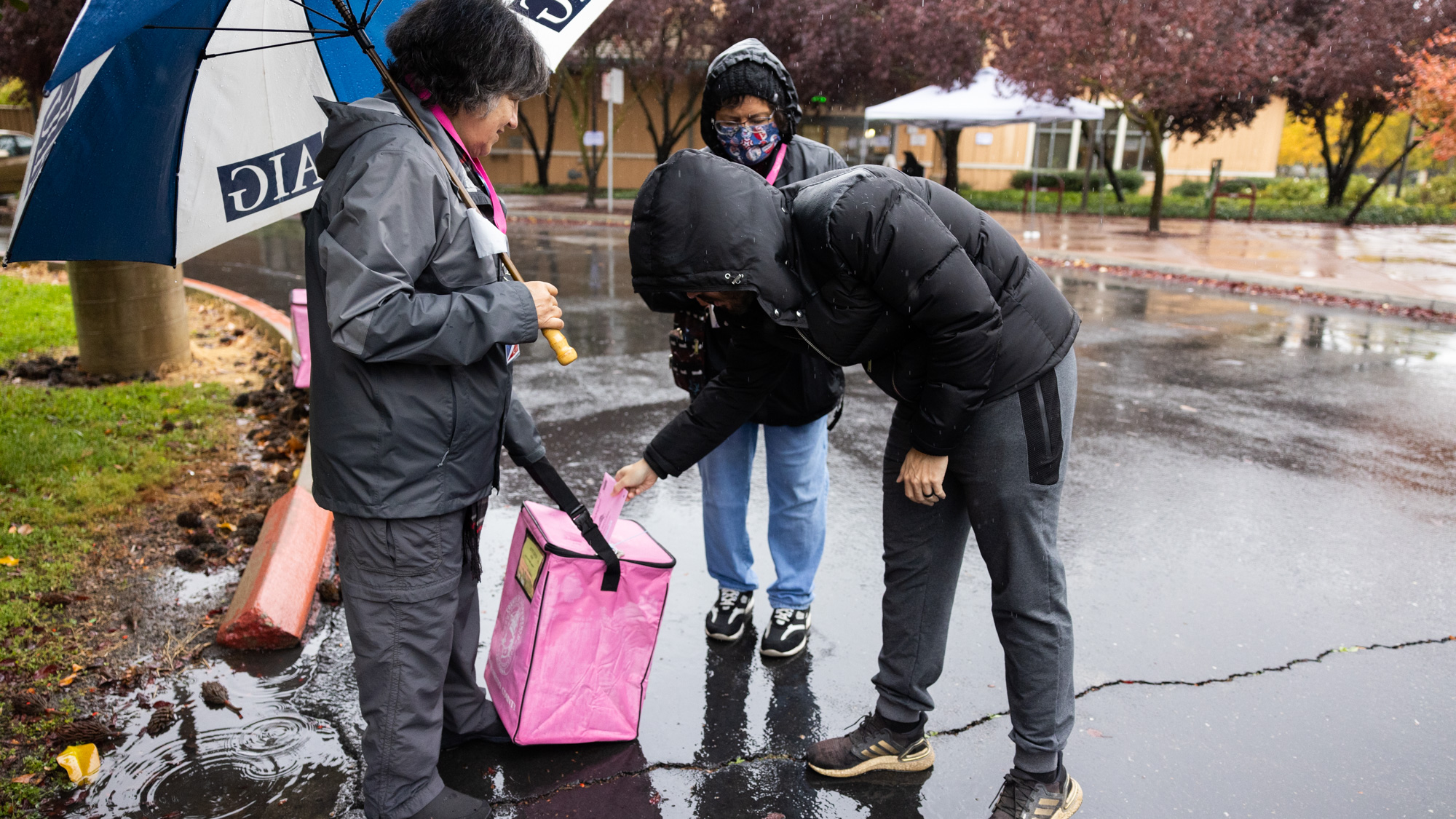Photos: What voting looked like on a rainy Election Day in Sacramento
