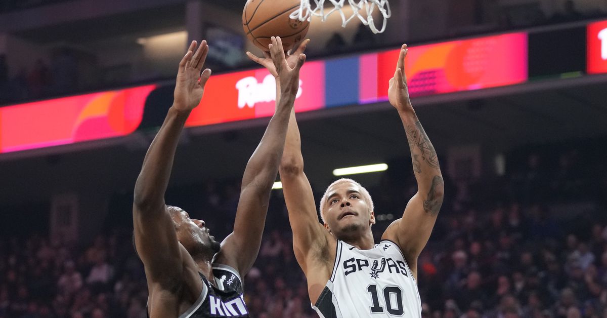 San Antonio vs. Sacramento Final Score: Lose to Kings, 130-112