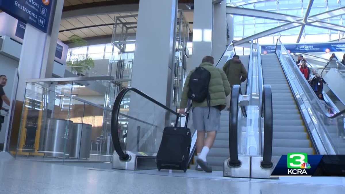 Thanksgiving travel season begins at SMF airport