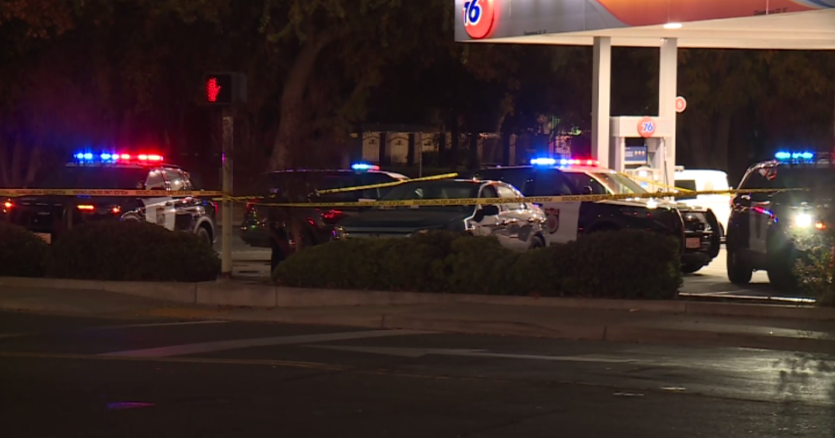 Sacramento police investigating after man shot in Land Park area