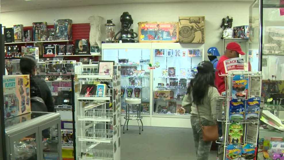 Toy Fusion in Sacramento hit by thieves ahead of Small Business Saturday sale
