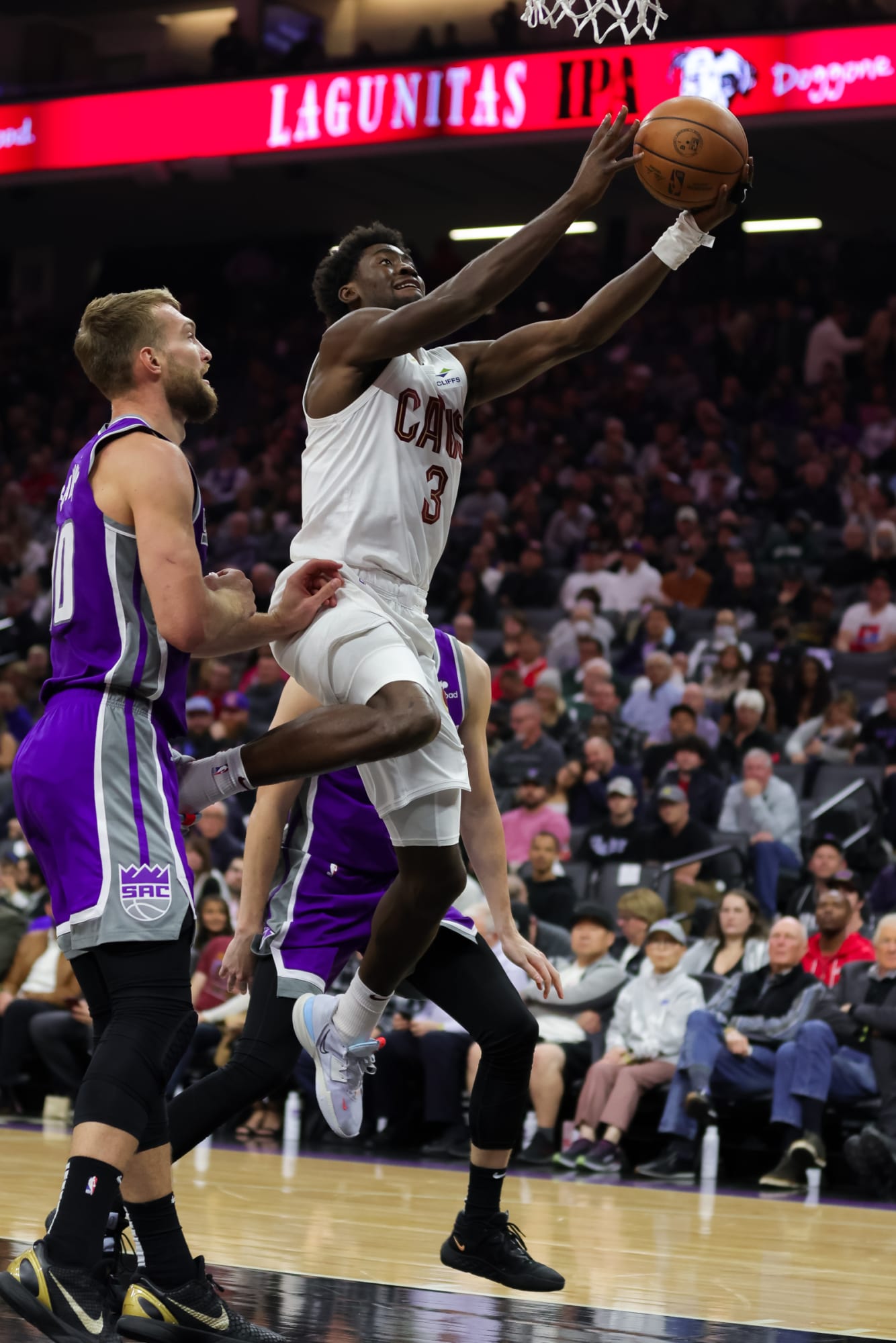 Odds, injuries, lineups, prediction and TV info for Dec.  9