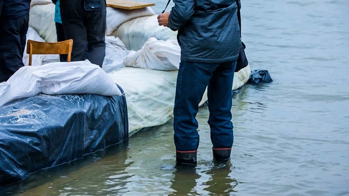 Megaflood: How to prepare for a flood in Northern California