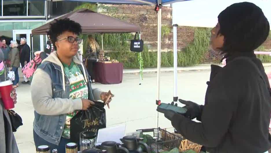 Sacramento vendors, retailers want last-minute holiday shoppers