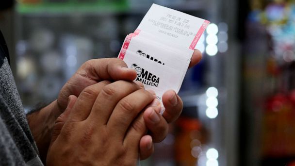 Mega Millions jackpot jumps to $565 million